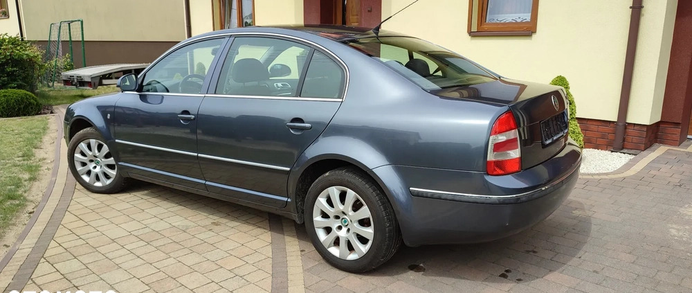 Skoda Superb cena 12500 przebieg: 294000, rok produkcji 2007 z Krzepice małe 326